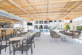 Opera Blue Hotel