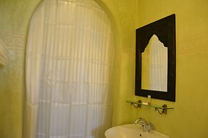 Hotel Riad Benatar