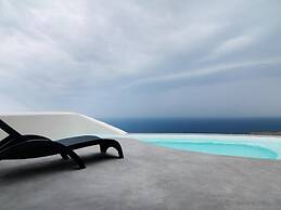 Dome Santorini Resort & Spa