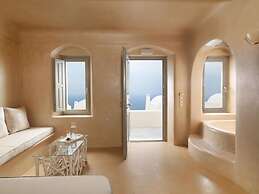Dome Santorini Resort & Spa
