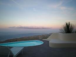 Dome Santorini Resort & Spa
