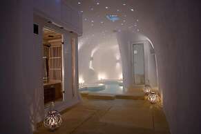 Dome Santorini Resort & Spa