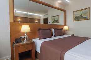 Boutique Hotel Buta