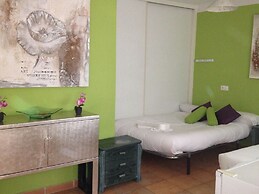 BHG Hostel Secar de la Real