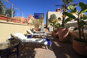 Riad Infinity Sea