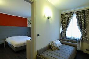 Hotel Bucaneve