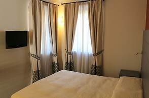 Hotel Bucaneve