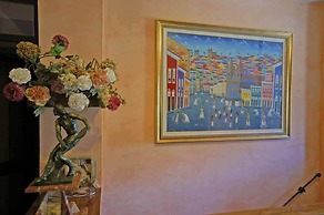 Hotel Bucaneve