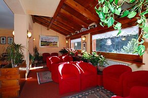 Hotel Bucaneve
