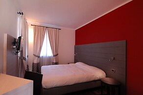 Hotel Bucaneve