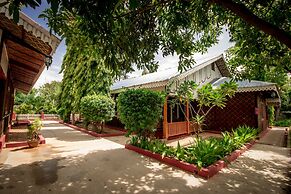 Ruby True Hotel