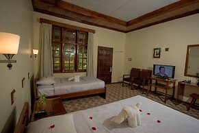 Ruby True Hotel