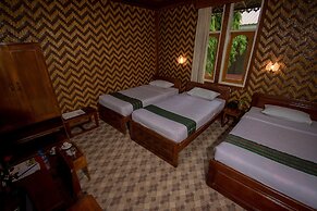Ruby True Hotel