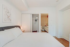 CN Tower Lofts