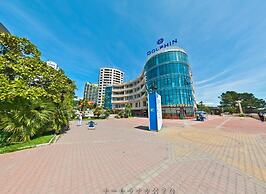 Dolphin Resort & Conference Center