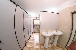 Famous House Kathmandu - Hostel