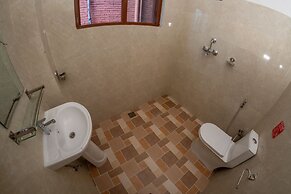 Famous House Kathmandu - Hostel