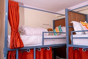 Famous House Kathmandu - Hostel