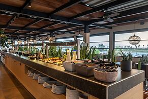 Sentido More Meni Residence