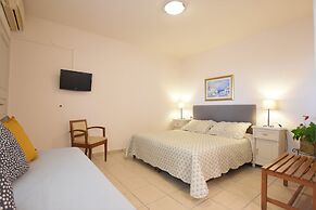 Rodakas Hotel