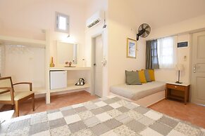 Rodakas Hotel