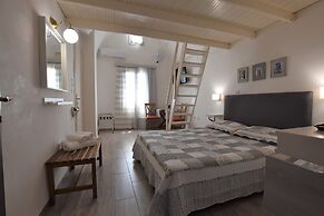 Rodakas Hotel