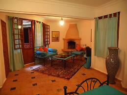 Riad Al Khansaa