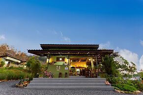 The Mouth Resort