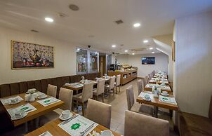 Bizim Otel