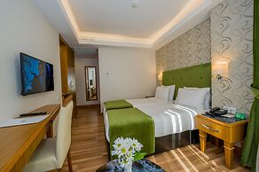 Bizim Otel