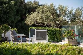 Villa Life
