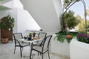 Villa Life