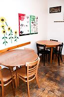 Auberge L'Apéro - Hostel