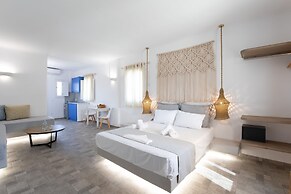 Alexandros Mykonos