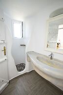 Alexandros Mykonos