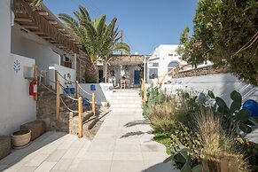 Alexandros Mykonos