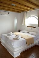 Alexandros Mykonos