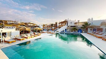 Alexandros Mykonos