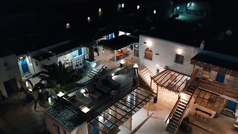 Alexandros Mykonos