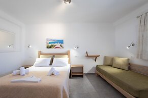 Alexandros Mykonos