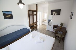 Alexandros Mykonos