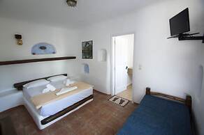 Alexandros Mykonos