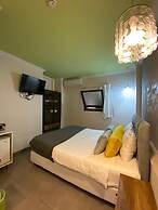 Central Boutique Hotel