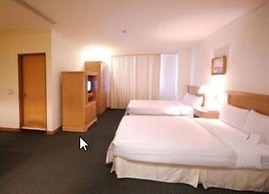 Cambridge Yang Kang Hotel