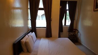 Ferringhi Heritage Budget Hotel