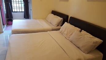Ferringhi Heritage Budget Hotel