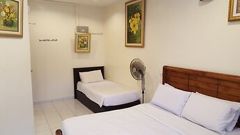 Ferringhi Heritage Budget Hotel