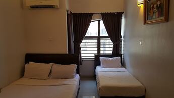 Ferringhi Heritage Budget Hotel