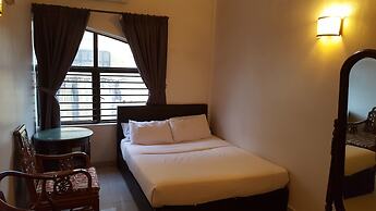 Ferringhi Heritage Budget Hotel
