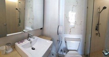 Atlantis Condo